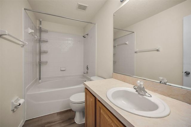 9614 CHARLESBERG DRIVE, Tampa, FL 33635