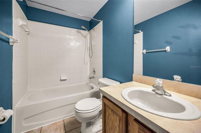 9614 CHARLESBERG DRIVE, Tampa, FL 33635