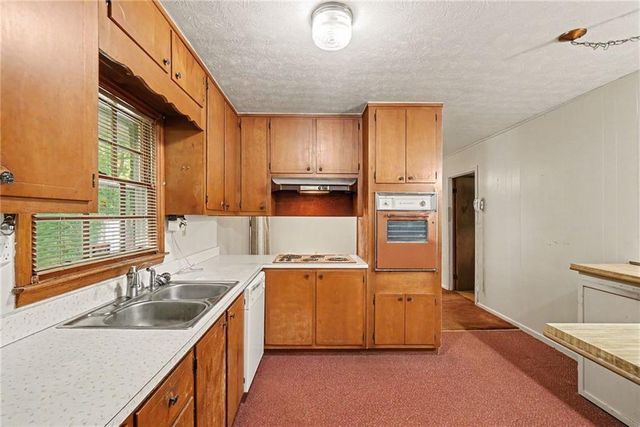 3383 Navaho Trail SE, Smyrna, GA 30080