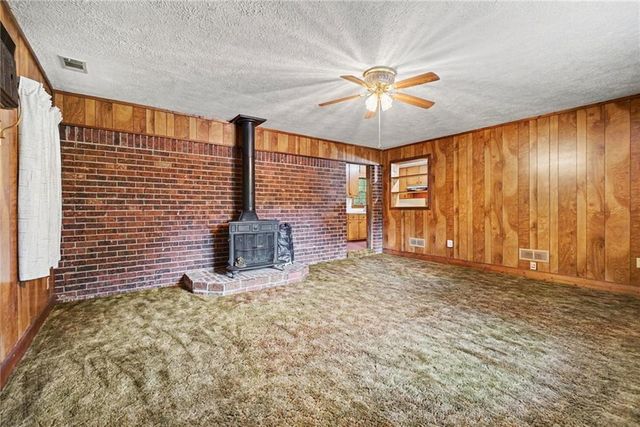 3383 Navaho Trail SE, Smyrna, GA 30080