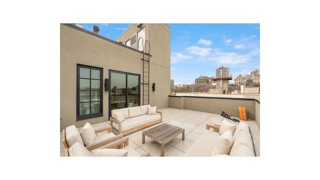 303 W 113th St Ph, New York City, NY 10026