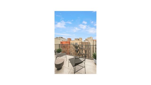 303 W 113th St Ph, New York City, NY 10026
