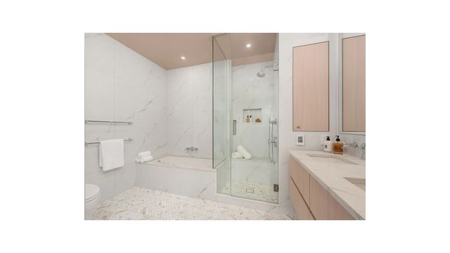 303 W 113th St Ph, New York City, NY 10026