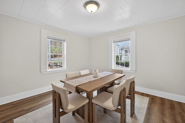 12 Linden St, Berlin, MA 01503