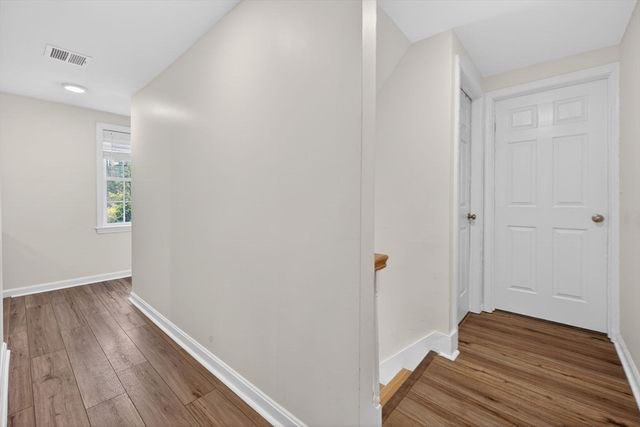 12 Linden St, Berlin, MA 01503