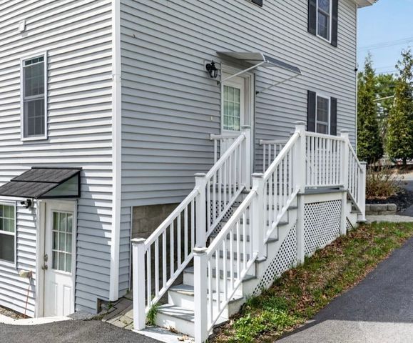 12 Linden St, Berlin, MA 01503