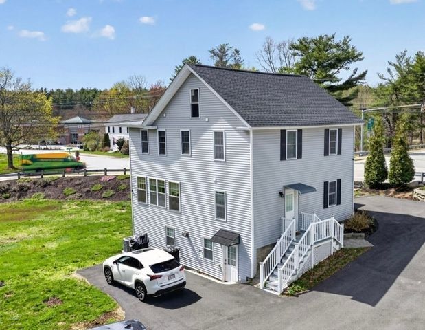 12 Linden St, Berlin, MA 01503