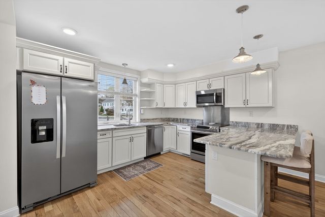 12 Linden St, Berlin, MA 01503