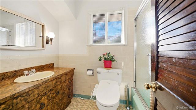 247 Croydon Road, Yonkers, NY 10710