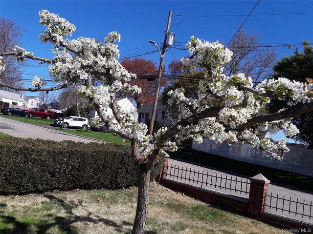 247 Croydon Road, Yonkers, NY 10710