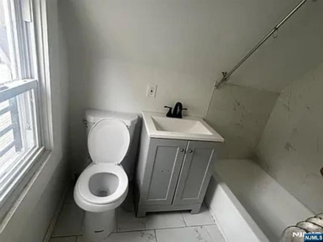 48-50 Cedar Avenue 3, Newark, NJ 07106