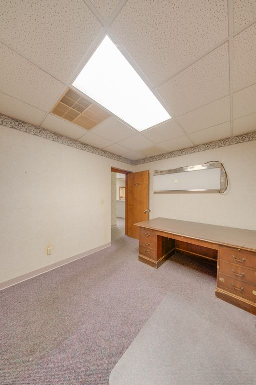 Image 24 of property listing at 3307 Broadway Street 140, Mt Vernon, IL 62864