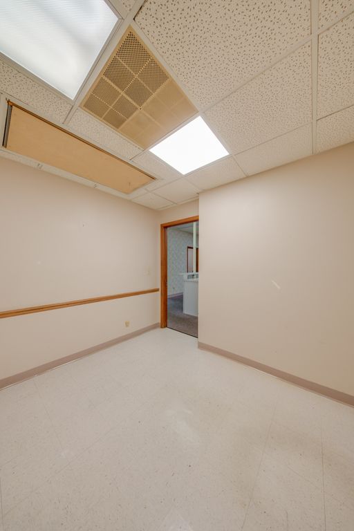 Image 29 of property listing at 3307 Broadway Street 140, Mt Vernon, IL 62864