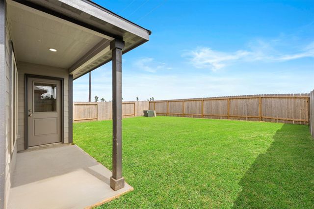 166 Sterling River Lane, Magnolia, TX 77354