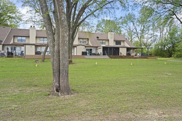 810 N 46th Street, Grove, OK 74464
