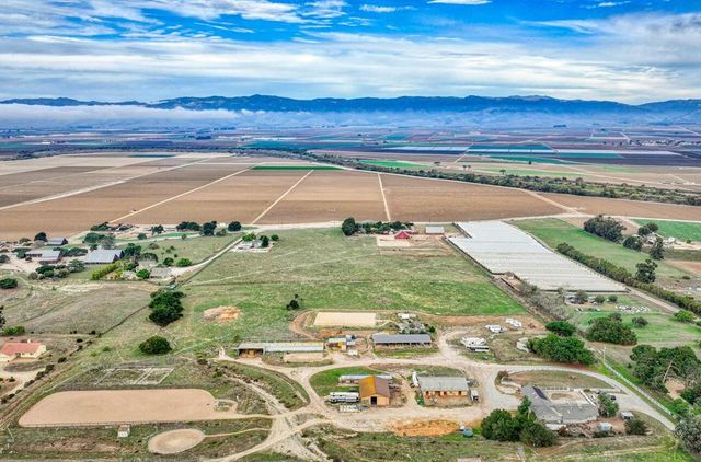 844 River Road, Salinas, CA 93908