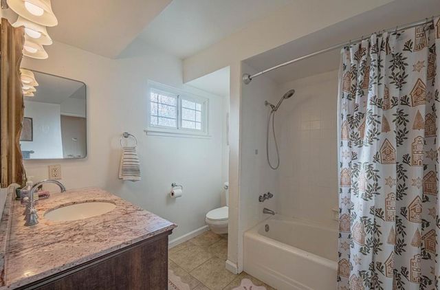 844 River Road, Salinas, CA 93908