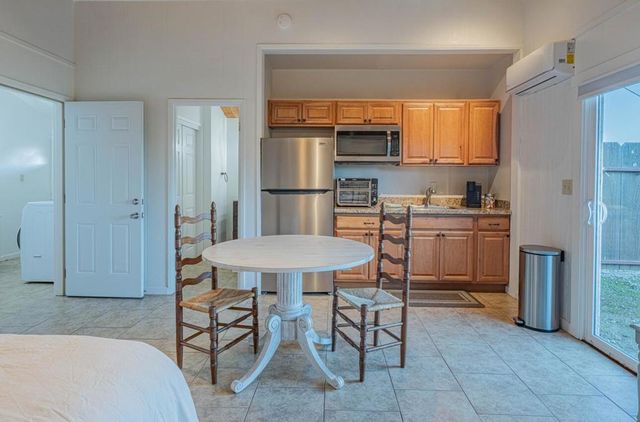 844 River Road, Salinas, CA 93908