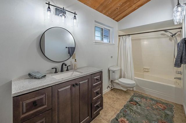 844 River Road, Salinas, CA 93908