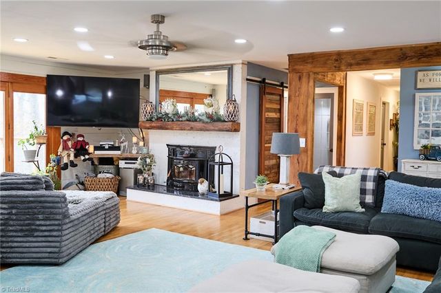 35 Edith Avenue, Winston-salem, NC 27106