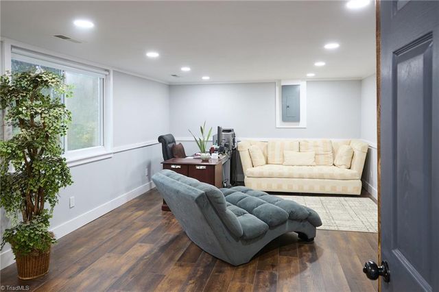 35 Edith Avenue, Winston-salem, NC 27106