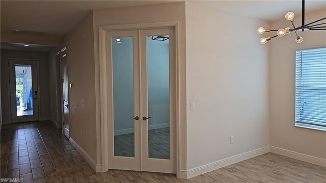 2305 Ariane DR, Naples, FL 34112