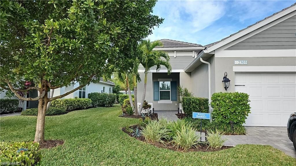 2305 Ariane DR, Naples, FL 34112