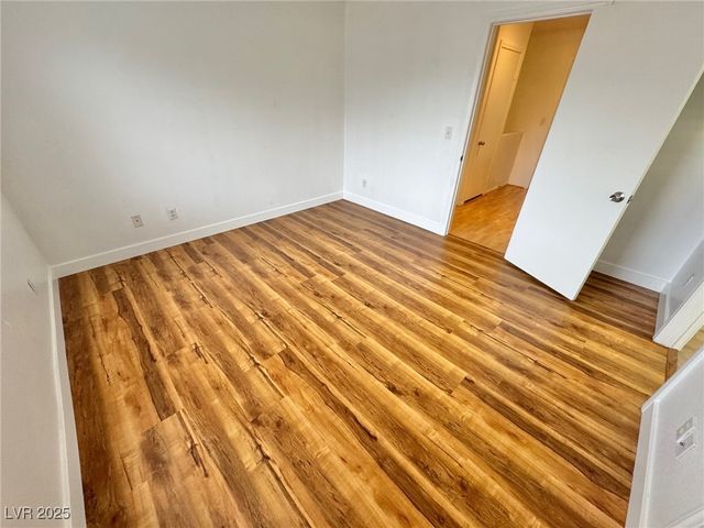 9916 La Paca Avenue, Las Vegas, NV 89117