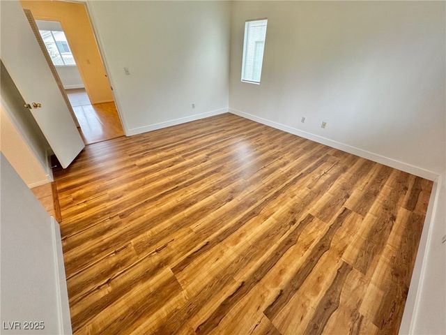 9916 La Paca Avenue, Las Vegas, NV 89117