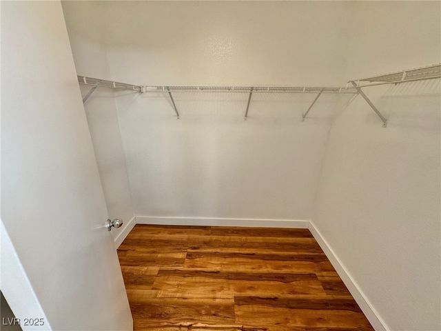 9916 La Paca Avenue, Las Vegas, NV 89117