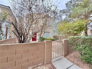 9916 La Paca Avenue, Las Vegas, NV 89117