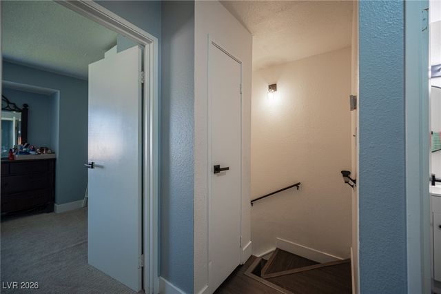 582 Blue Lagoon Drive, Las Vegas, NV 89110