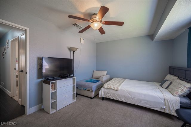 582 Blue Lagoon Drive, Las Vegas, NV 89110