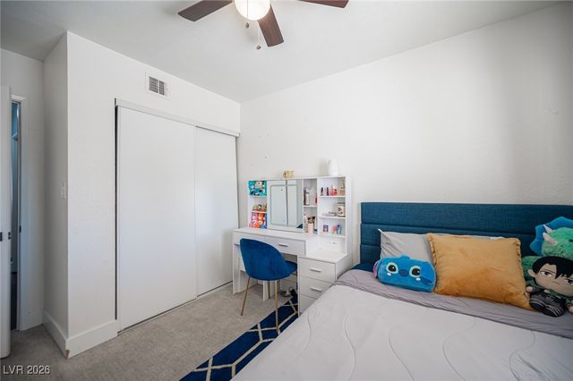 582 Blue Lagoon Drive, Las Vegas, NV 89110