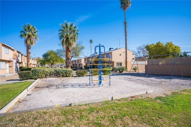 582 Blue Lagoon Drive, Las Vegas, NV 89110