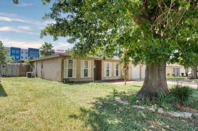 13907 Peatwood Road, Houston, TX 77038