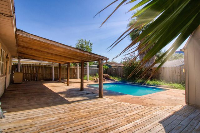 13907 Peatwood Road, Houston, TX 77038