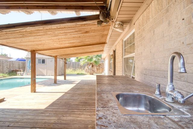 13907 Peatwood Road, Houston, TX 77038