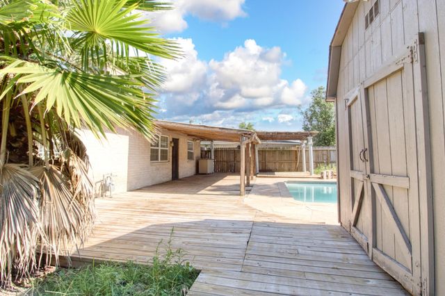 13907 Peatwood Road, Houston, TX 77038