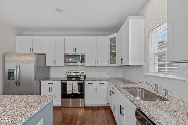 805 Buckner Court, Fuquay Varina, NC 27526