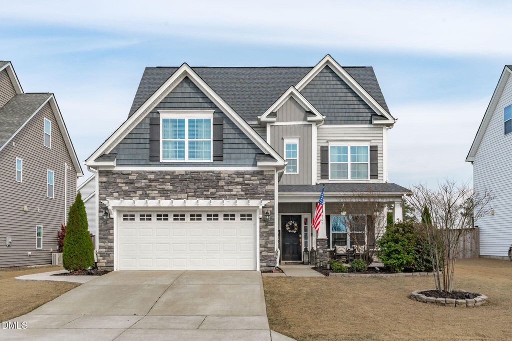 805 Buckner Court, Fuquay Varina, NC 27526