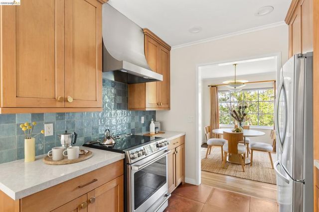 639 Jean St, Oakland, CA 94610
