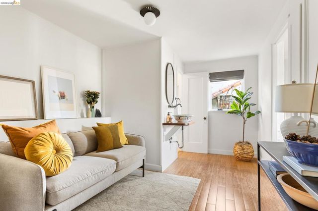 639 Jean St, Oakland, CA 94610