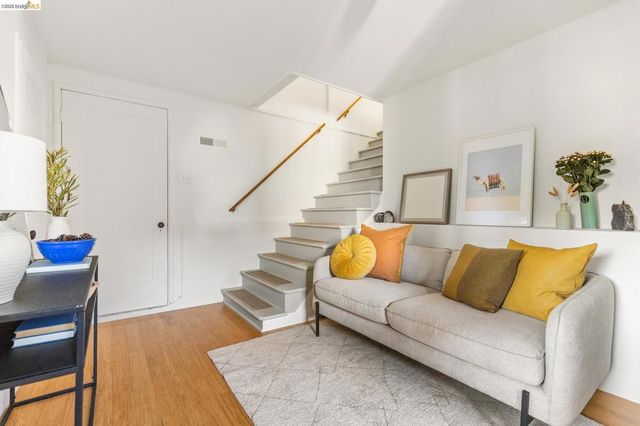 639 Jean St, Oakland, CA 94610