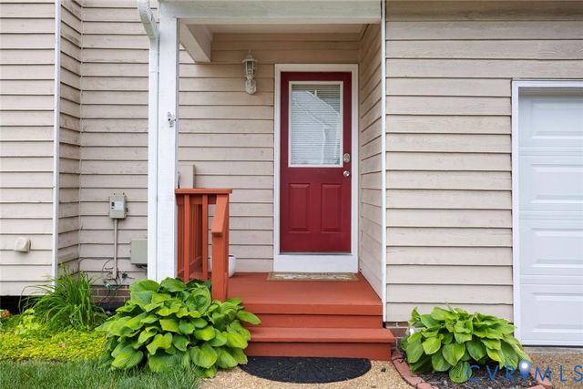 2711 Robson Ct, Henrico, VA 23233