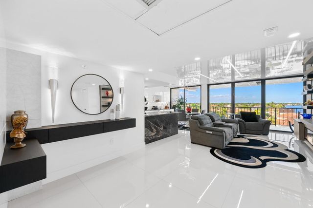 899 Jeffery Street 612, Boca Raton, FL 33487