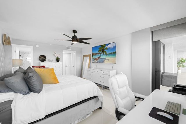 899 Jeffery Street 612, Boca Raton, FL 33487