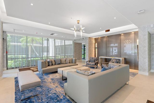 899 Jeffery Street 612, Boca Raton, FL 33487