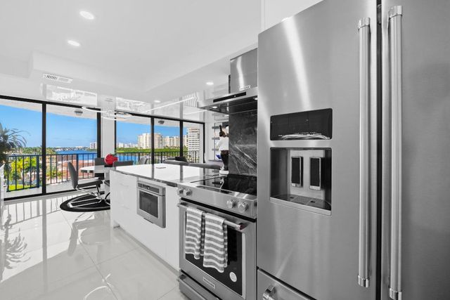 899 Jeffery Street 612, Boca Raton, FL 33487