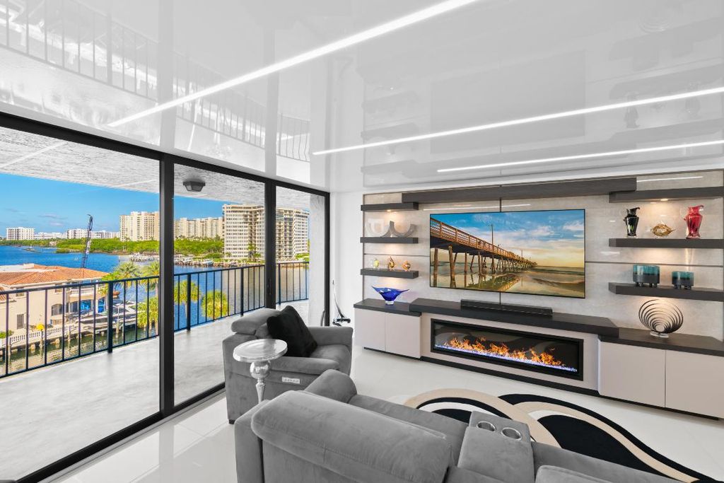 899 Jeffery Street 612, Boca Raton, FL 33487